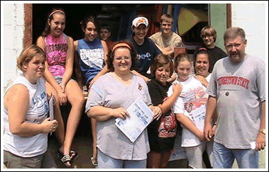 Volunteers working on the Belize Mission of Love project